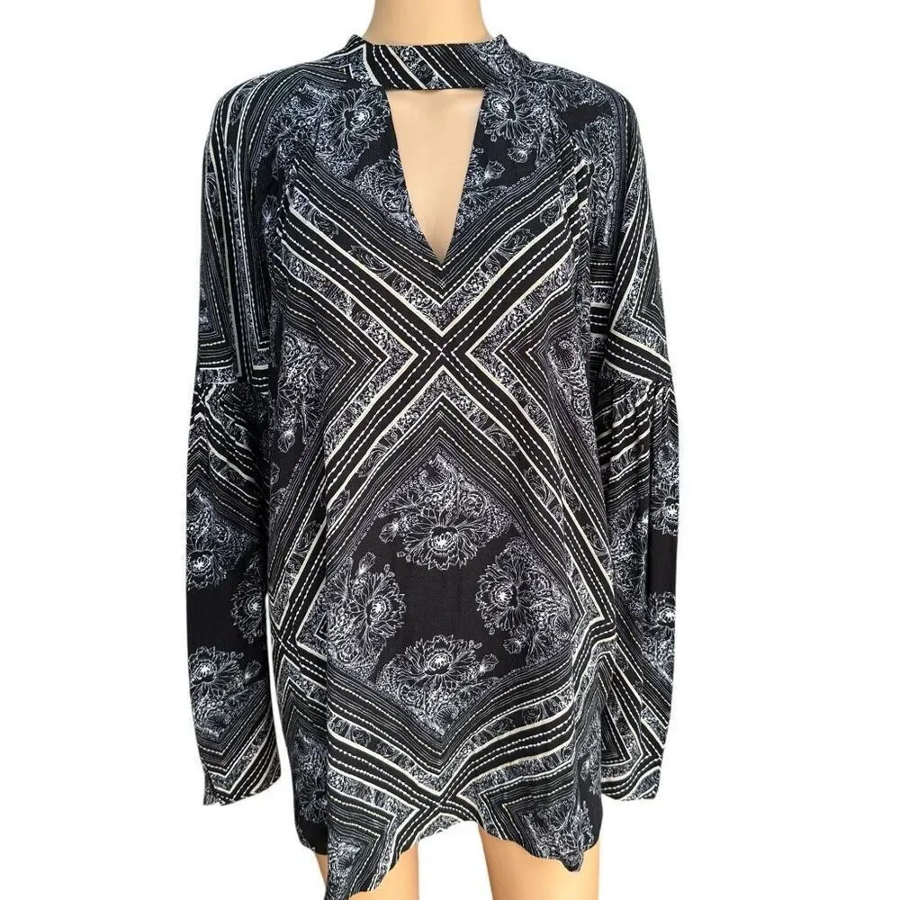 Free People Women's Walking On a Dream Tunic Top Long Sleeve Black Size L NWT